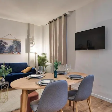 Grand Au Coeur De Quartier Latin 아파트